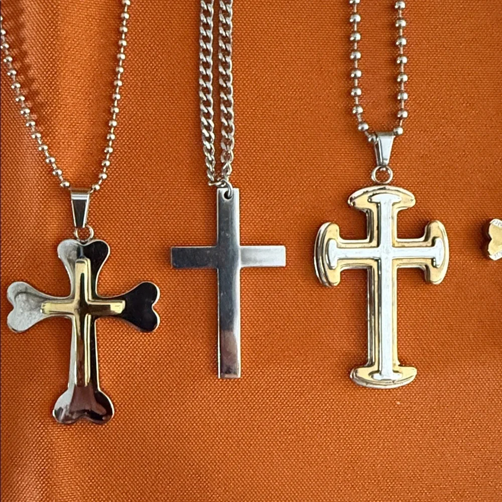 SILVER PLATED ✝️CROSS PENDANTS BUNDLE